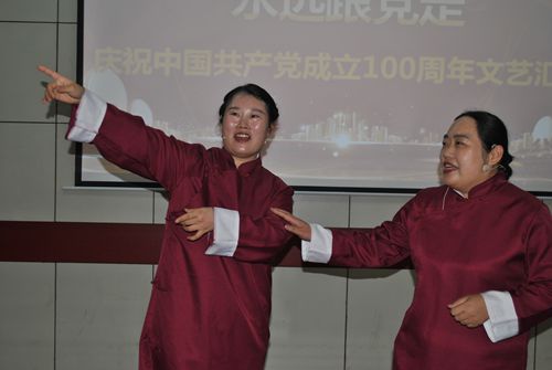 6、相声：学歌曲_副本.jpg