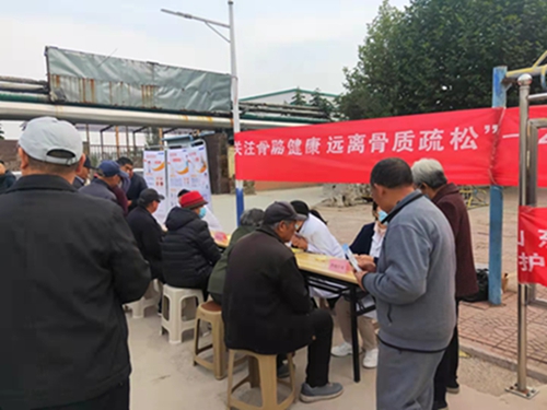 义诊现场图片2.jpg