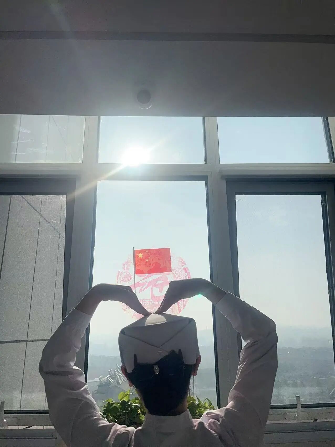 微信图片_2025-10-28_111716_091.jpg